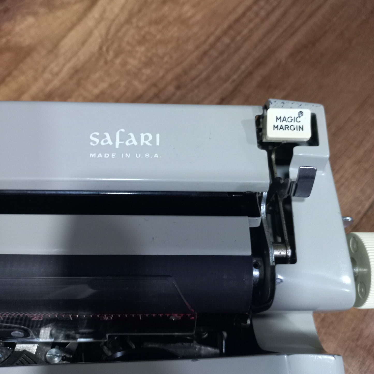 Royal safari USA made Rare Typewriter