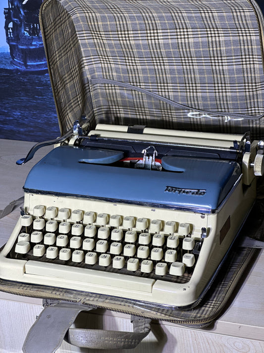 1950's Torpedo 18b Portable Typewriter, Beige and Blue Double Color Working Condition with Original Bag