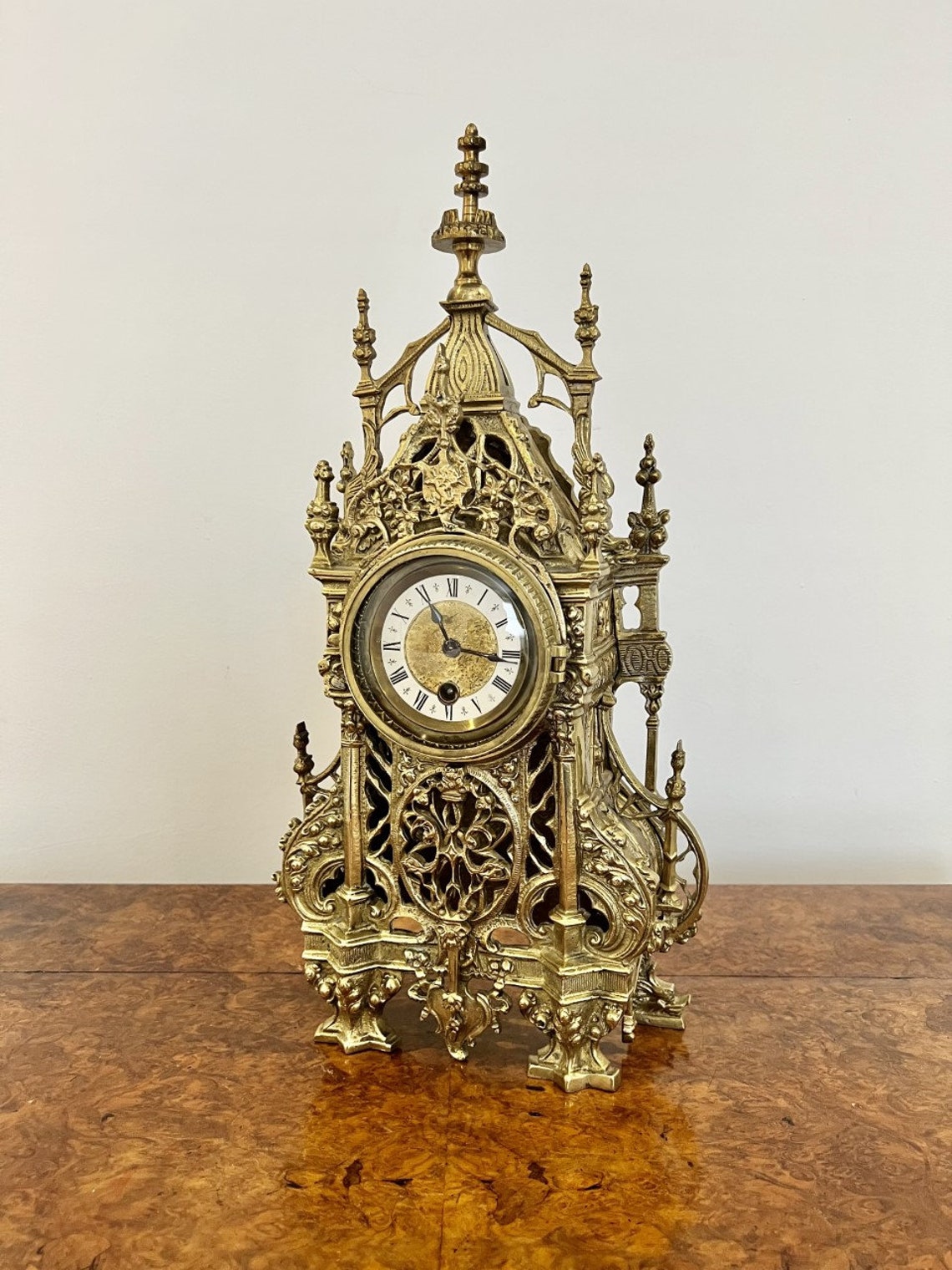 Wonderful antique Victorian quality ornate brass mantle clock