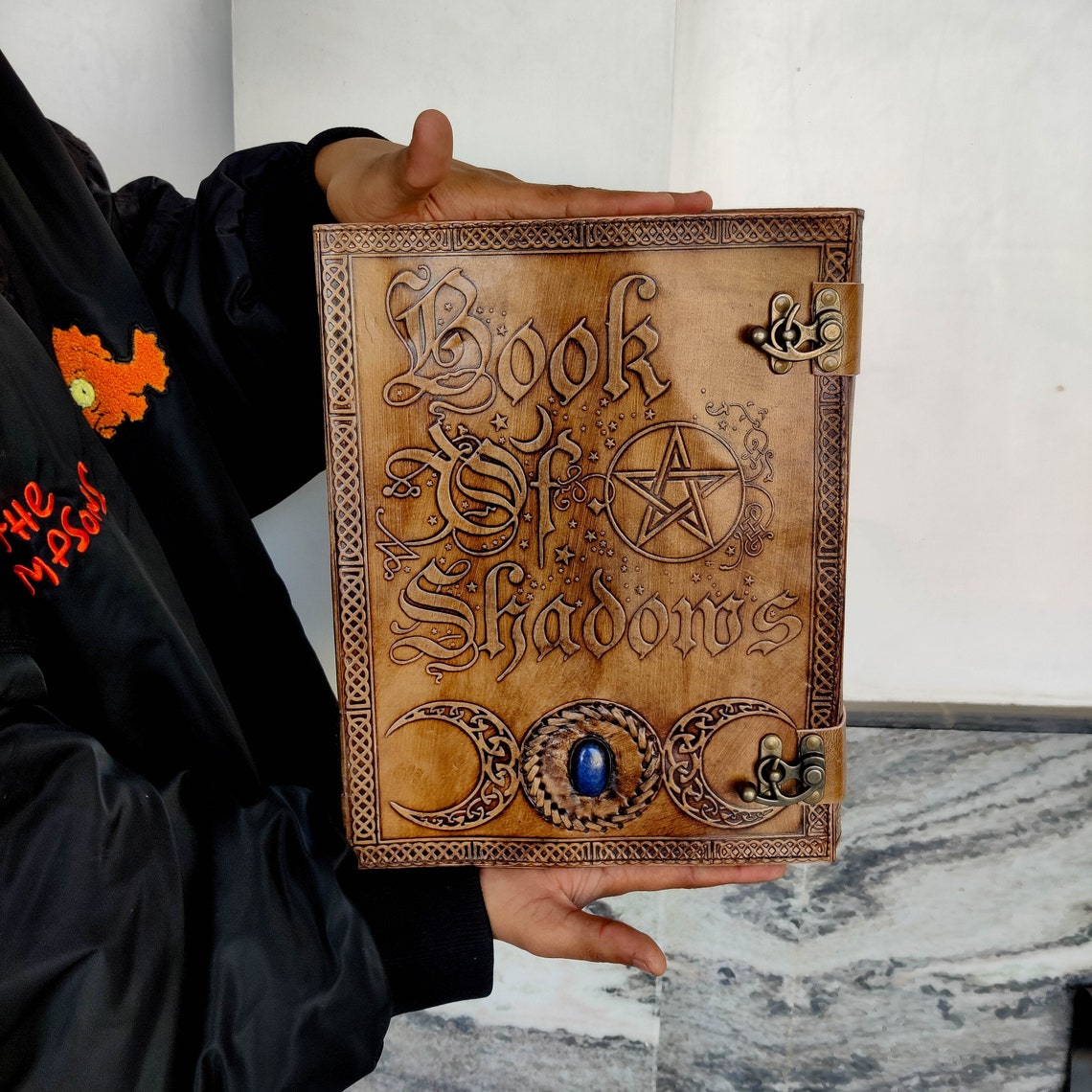 Book of Shadows Large Vintage Leather Journal Grimoire Junk Journal Leather NoteBook SketchBook with Handmade Paper Gifts for Him Her