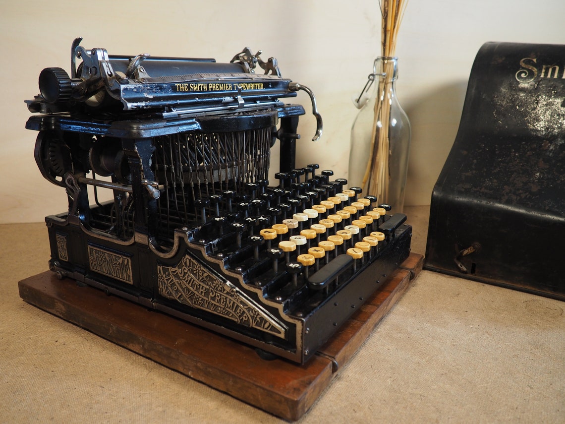 Smith Premier 1 typewriter (1889) rare antique typewriter beautiful decals original writing machine