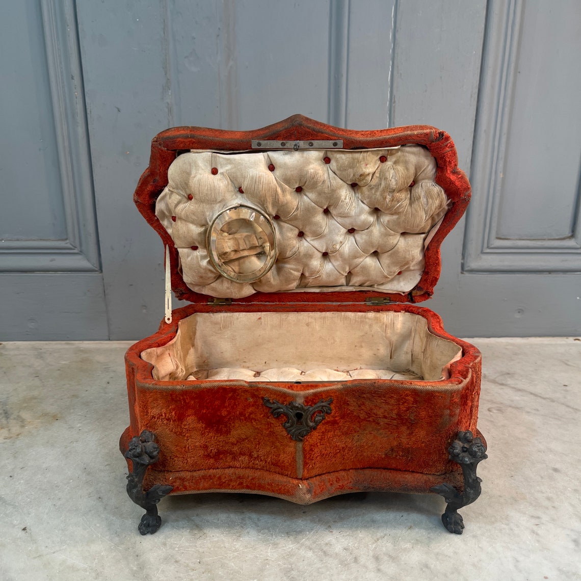 Antique French trinket jewellery vanity box with velvet cladding