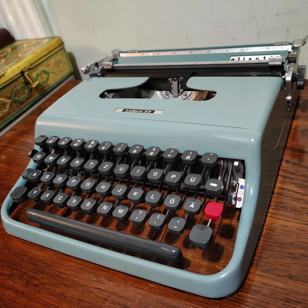 1960s Italy  Olivetti lettera 22 model typewriter