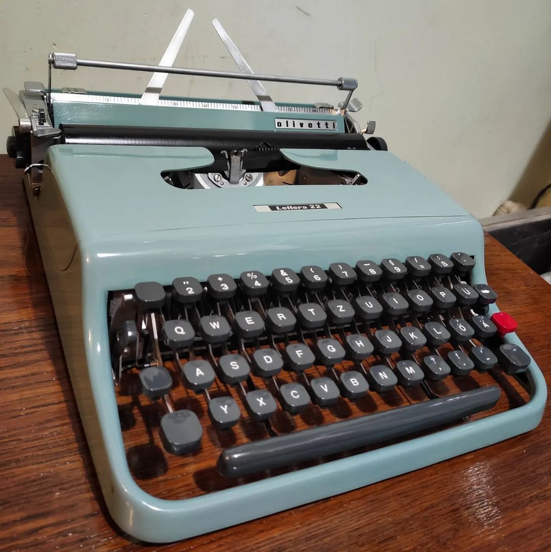 1960s Italy  Olivetti lettera 22 model typewriter