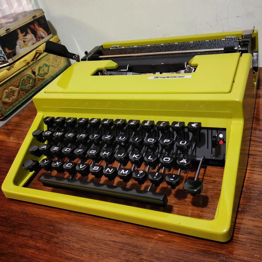 1970's Spain  Mercedes brand Super T model portable typewriter