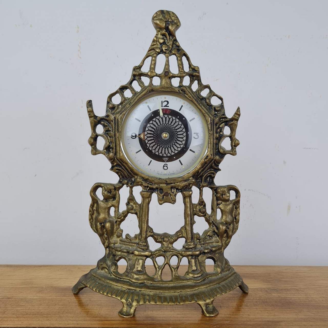 Vintage Desk Clock, Elegant and Stylish Antique Desk Clock,Brass clock.