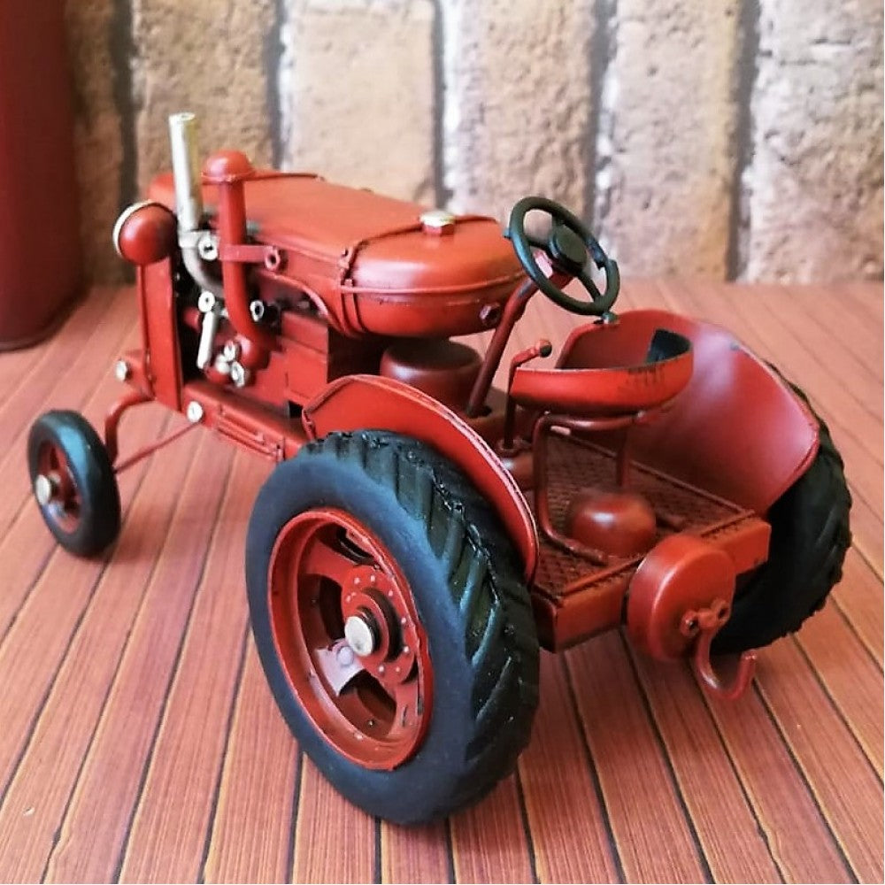 Decorative Metal Model Metal Car Tractor