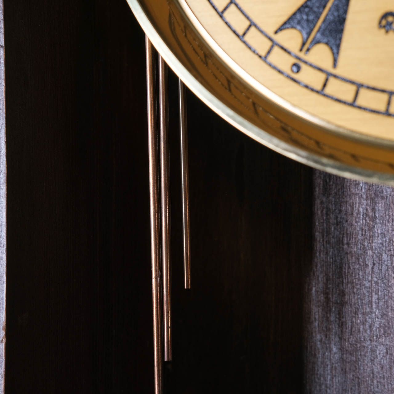 Antique Wall Clock,Antique wooden wall clock